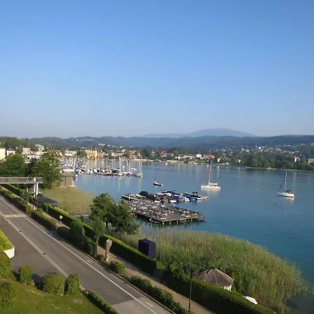 Dom wakacyjny Wiegele By Interhome Aich (Carinthia)